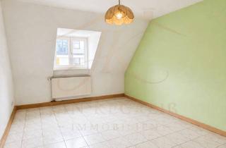 Wohnung kaufen in 78224 Singen, Viel Platz & Altbauflair – 4 Zimmer mitten in Singen