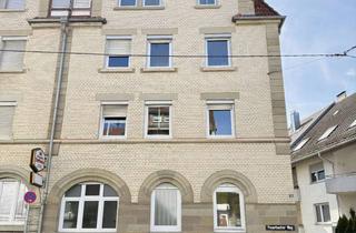 Wohnung kaufen in Feuerbacher Weg 201, 70469 Feuerbach, Freie 3-Zimmer-Altbauwohnung im Erdgeschoss (Hochparterre) mit überdachter Terrasse in S-Feuerbach