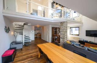 Wohnung kaufen in 51427 Bergisch Gladbach, Refrath: Schicke Galeriewohnung mit ca. 108 m² Wohnfläche und 2 Außenstellplätzen!