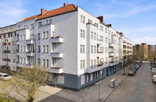Wohnung kaufen in Zechliner Straße, 13359 Wedding, Helle vermietete 2-Zimmer-Altbauwohnung mit Südbalkon (WE45)