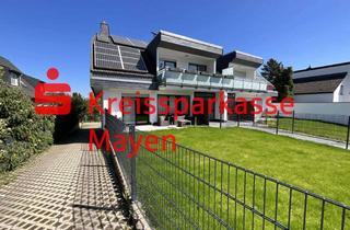 Wohnung kaufen in Keltenweg 12, 56626 Andernach, Provisionsfrei. Erdgeschoßwohnung mit Terrasse, Balkon und Gartenanteil.