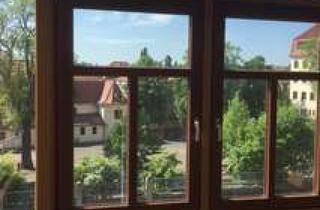 Wohnung mieten in Oswaldstr., 99897 Tambach-Dietharz, Schöne 4,5 Zimmer Wohnung 109 m² mit Tageslichtbad Blick auf das Schloss