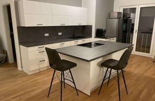 Wohnung mieten in Gertraud Kaltenecker Straße, 93049 Westenviertel, Helle 105 m² Wohnung im 2. OG in Regensburg-Westenviertel