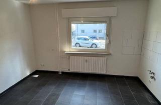 Wohnung mieten in Reinholdstraße 61, 47137 Obermeiderich, Frisch renovierte 2-Zimmer-Wohnung im EG!