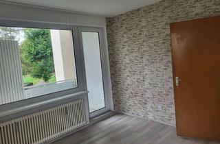 Wohnung mieten in Schumannstr. 30, 38226 Lebenstedt, helle 3-Raum Wohnung mit Balkon ins Grüne