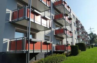 Sozialwohnungen mieten in Am Berge 74, 58119 Hohenlimburg, Helle, modernisierte 2-Zimmer Wohnung mit tollem Ausblick. WBS erforderlich.