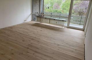 Wohnung mieten in Grillparzerweg 12, 41469 Neuss, 1-Zimmer Wohnung mit Balkon in Neuss Norf, helles ruhiges Apartment 45 m², ab sofort