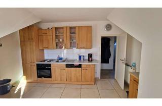 Wohnung mieten in Lambertring 2b, 59556 Lippstadt, Helle 2-Zimmer Dachgeschosswohnung mit Balkon in Lippstadt