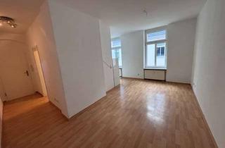 Wohnung mieten in Rauenthalerstraße 12, 65197 Wiesbaden, Helle 2-Zimmer-Wohnung mit EBK im 1. OG, zentral in Wiesbaden Rheingauviertel