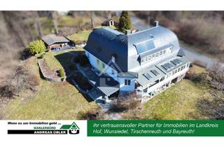 Villa kaufen in 95632 Wunsiedel, Wohnen mit Charme & Komfort: Großzügige Villa mit ELW