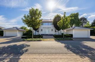 Villa kaufen in 44534 Lünen, Exklusive Villa mit großem Pool und ausgezeichneter Energieeffizienz