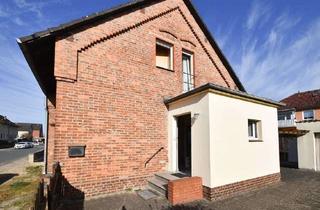 Doppelhaushälfte kaufen in 31226 Peine, Gemütliche Doppelhaushälfte mit Gestaltungsspielraum und Nebengebäude!