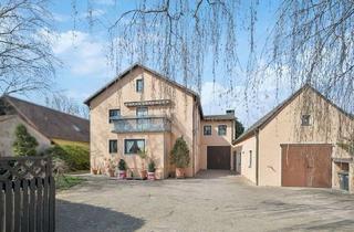 Haus kaufen in 85399 Hallbergmoos, Wunderschönes Zweifamilienhaus in begehrter und ruhiger Lage von Hallbergmoos