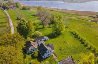 Haus kaufen in 18565 Insel Hiddensee, Hiddensee - Fischerhaus mit Geschichte mit großem Grundstück