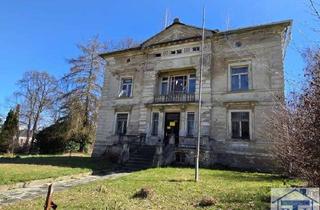 Haus kaufen in 02779 Großschönau, Historische Immobilie mit Kernsanierungsbedarf