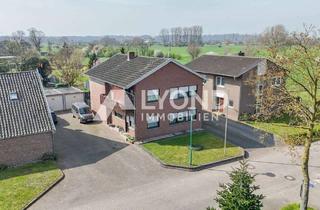Haus kaufen in 47546 Kalkar, Attraktives Zweifamilienhaus mit getrennten Gärten für individuelle Entfaltung in Kalkar