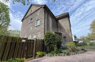 Doppelhaushälfte kaufen in 45896 Hassel, Großzügige Doppelhaushälfte mit Ausbaureserve in Gelsenkirchen- Hassel