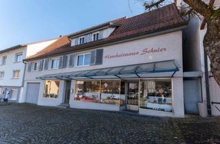 Einfamilienhaus kaufen in 72221 Haiterbach, Einfamilienhaus mit Gewerbeeinheit und Ausbaupotenzial in zentraler Lage von Haiterbach