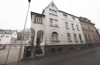 Anlageobjekt in 55743 Idar-Oberstein, Vermietetes Wohnhaus mit Potenzial in Idar-Oberstein