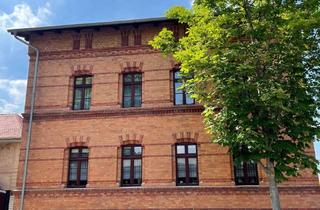 Anlageobjekt in Bahnhofstraße, 06429 Nienburg, Gepflegtes Wohnhaus in zentrumsnaher Lage