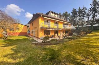 Gewerbeimmobilie kaufen in 65232 Taunusstein, VIELSEITIGE NUTZUNGSMÖGLICHKEITEN - 3 EINHEITEN IM HAUS / 3 GARAGEN UND CA. 1300 QM GRUNDSTÜCK