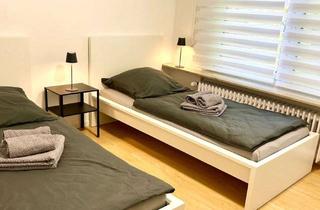 Immobilie mieten in Burgherrenstraße, 70469 Feuerbach, 2-Zimmerwohnung mit Wlan, Küche, Bad/WC, Waschmaschine, Parkplatz und Garage