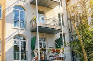 Wohnung kaufen in 86150 Innenstadt, Altbau-Perle in Augsburg Innenstadt – Balkon, Aufzug & sofort bezugsfrei