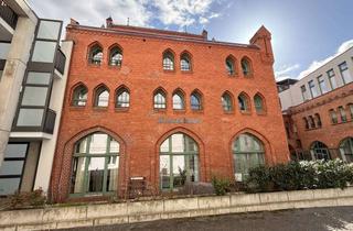 Wohnung kaufen in Eberhard-Roters-Platz 13, 10965 Kreuzberg, Hochwertige Eigentumswohnung im denkmalgeschützten KesselhausQuartier mit Balkon zum grünen Innenhof