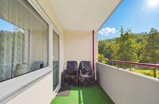 Wohnung kaufen in 72202 Nagold, Charmante 2-Zimmer Etagenwohnung mit Balkon und Tiefgaragenstellplatz in Nagold-Steinberg