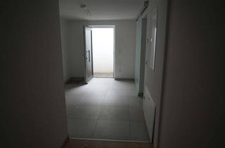 Wohnung mieten in Heuweg 12, 90574 Roßtal, Helle 2,5-Zimmer Wohnung mit Terrasse in Roßtal-Oedenreuth