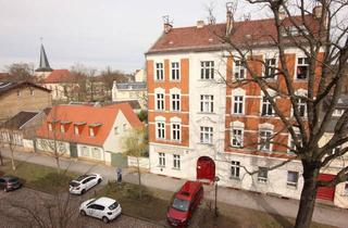 Wohnung mieten in Wichgrafstraße 11, 14482 Babelsberg Nord, Freitag (17.4.) 16.30 Uhr: Helle teilgewerbliche Altbauwohnung nahe S-Bahn S 7 und Weberplatz