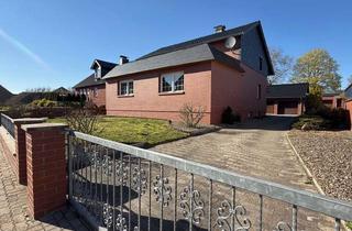 Haus kaufen in 38350 Helmstedt, 1-2-Familienhaus mit Wohlfühlatmosphäre,Balkon,Doppelgarage uvm. in Emmerstedt