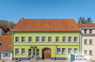 Mehrfamilienhaus kaufen in 06682 Teuchern, Vielseitiges Mehrfamilienhaus mit 4 Wohneinheiten und 1 Gewerbeeinheit in Teuchern