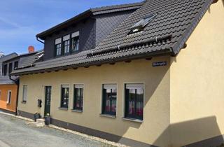 Haus kaufen in Webergasse 17, 07907 Schleiz, Gepflegtes Reihenendhaus mit 6 Zimmern im Zentrum von Schleiz