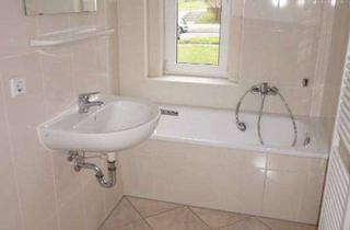 Wohnung mieten in Sachsenring 33, 09126 Chemnitz, EBK inklusive- 2. OG - mit Blick auf Gartenanlage - Balkon am Wohnzi.