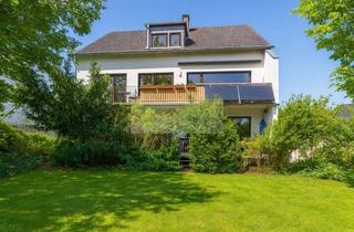 Wohnung kaufen in 53757 Sankt Augustin, Ankommen & wohlfühlen: Helle Dachgeschosswohnung mit Charme in Sankt Augustin-Hangelar