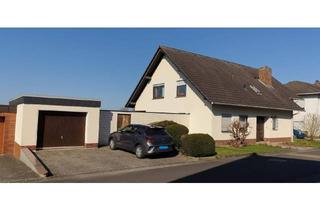 Einfamilienhaus kaufen in 34590 Wabern, Wabern - Einfamilienhaus - attraktiv + ruhig - mit Garage