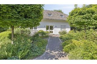 Haus kaufen in 40880 Ratingen, Ratingen - Bezugsfreies 1-2 Familienhaus und Bungalow auf 2.412m² Traumgrundstück in Ratingen