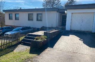 Einfamilienhaus kaufen in 92237 Sulzbach-Rosenberg, Sulzbach-Rosenberg - Freistehendes Einfamilienhaus mit großzügigem Garten