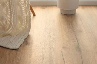 Wohnung kaufen in 26135 Oldenburg, Oldenburg - Sanierte und bezugsfreie 47qm - 3 Zimmerwohnung, Gerichtsviertel