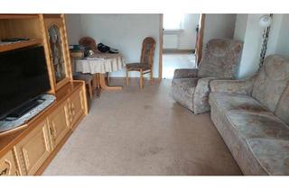 Wohnung kaufen in 08118 Hartenstein, Hartenstein - Dreiraumwohnung