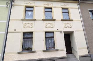 Einfamilienhaus kaufen in 07952 Pausa, Pausa-Mühltroff - Reihenmittelhaus, ruhige Lage mit eig. Garten - Größe ca. 350 qm