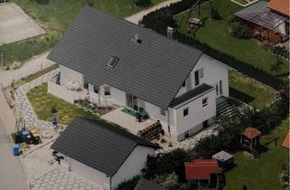 Haus kaufen in 78579 Neuhausen, Neuhausen ob Eck - Zwei Familienhaus mit Doppelten Garage und Elektro Sauna