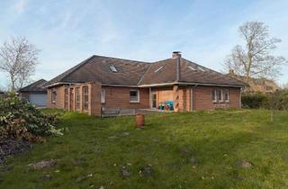 Einfamilienhaus kaufen in 25899 Niebüll, Niebüll - Charmantes Einfamilienhaus in Klixbüll mit großem Grundstück