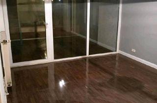 Wohnung kaufen in 31275 Lehrte, Lehrte - Helle 2 Zimmer Wohnung in Burgdorf Weststadt mit Garage+Terrasse