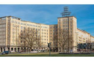 Wohnung kaufen in Strausberger Platz, 10243 Berlin, Repräsentativer DDR-Neubau im Duktus des sozialistischen Klassizismus