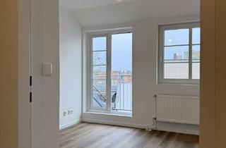 Wohnung kaufen in Kurfürstenstraße 55, 12105 Mariendorf, Großzügige, bezugsfreie 3-Zimmer-Maisonette-Dachgeschosswohnung mit Flair im charmanten Altbau!