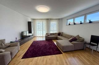 Wohnung kaufen in 76530 Innenstadt, Baden-Baden, moderne 4-Zimmer Wohnung mit großem sonnigem Balkon und Tiefgarage nahe Festspielhaus