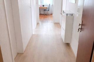 Wohnung kaufen in 75038 Oberderdingen, Helle 3-Zimmer-DG-Wohnung in Oberderdingen – Stellplatz, EBK und Gartenmitnutzung