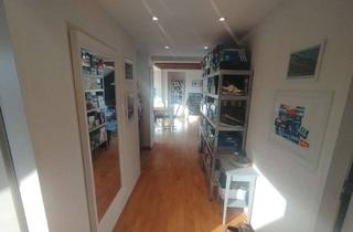 Wohnung kaufen in Berliner Platz 11, 41462 Neuss, Gepflegte Dachgeschosswohnung mit Sonnenbalkon,70 m² in Neuss